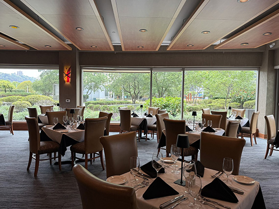 Chardonnay Room