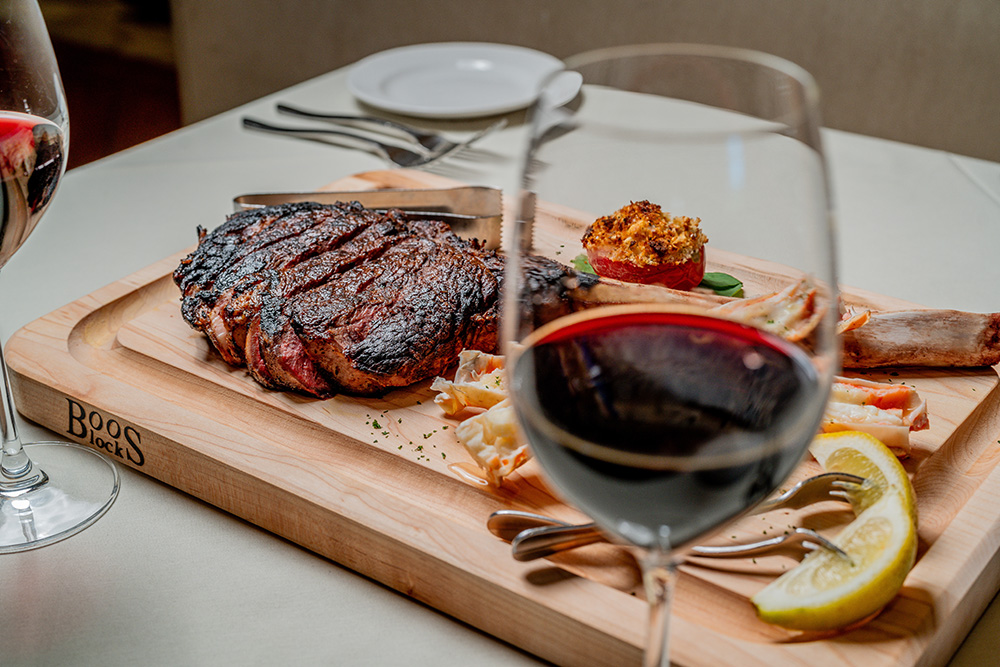 <strong>The Ultimate Guide to Wine and Steak Pairings</strong>