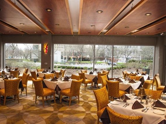 <strong>The Best Restaurant for a Romantic Night Out in Pittsburgh</strong>